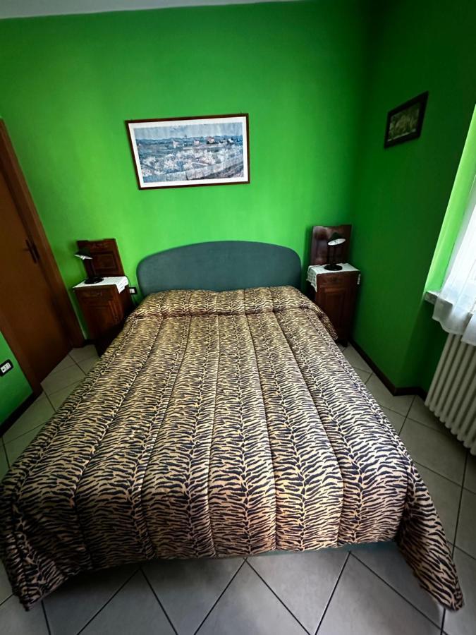 Residence Laguna Beach Pianello Del Lario Ngoại thất bức ảnh