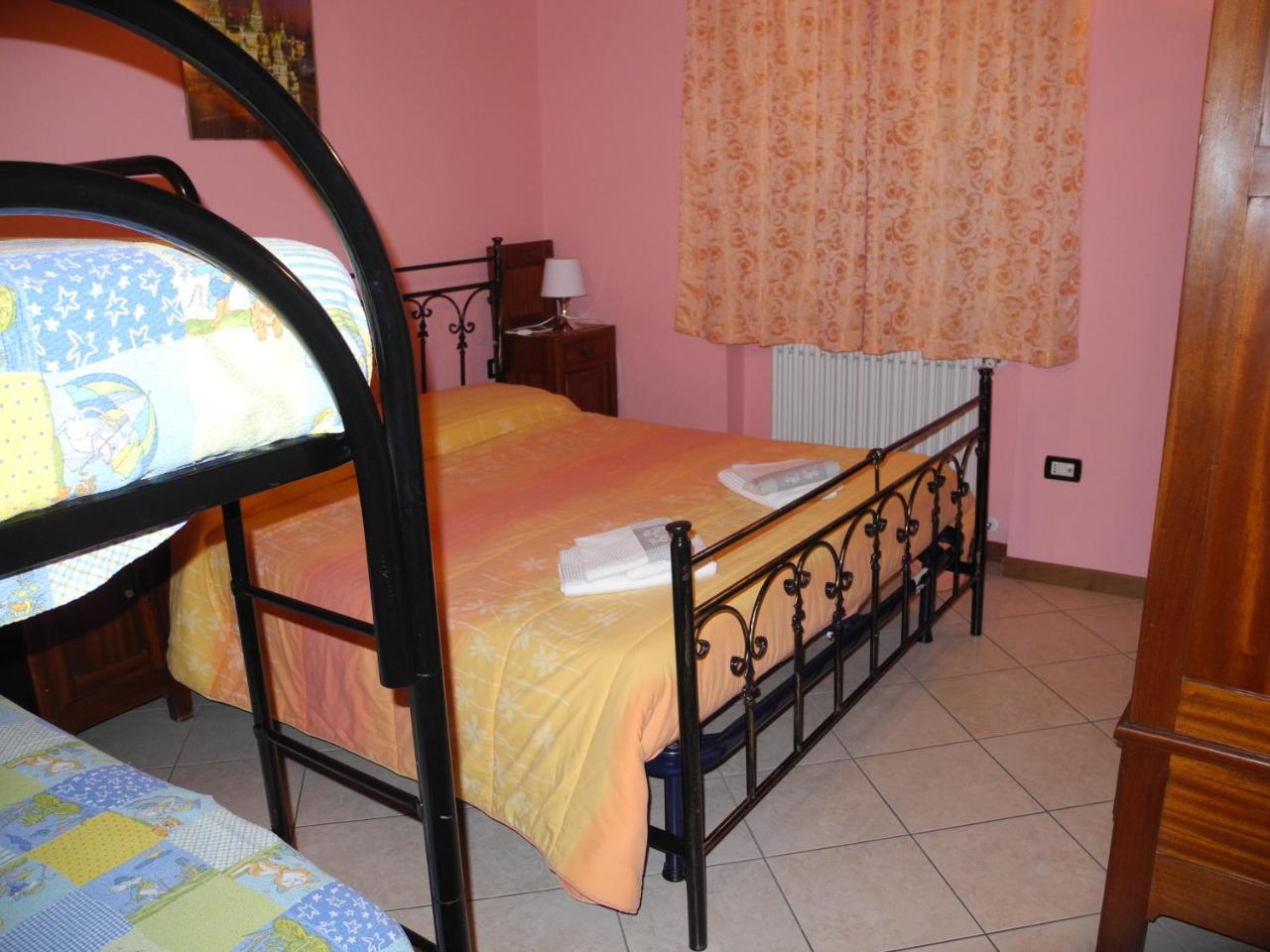 Residence Laguna Beach Pianello Del Lario Ngoại thất bức ảnh