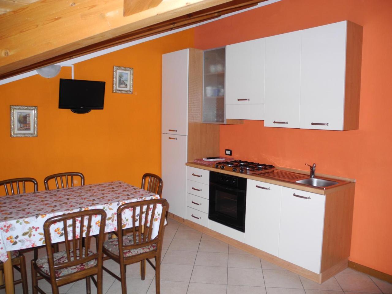 Residence Laguna Beach Pianello Del Lario Ngoại thất bức ảnh