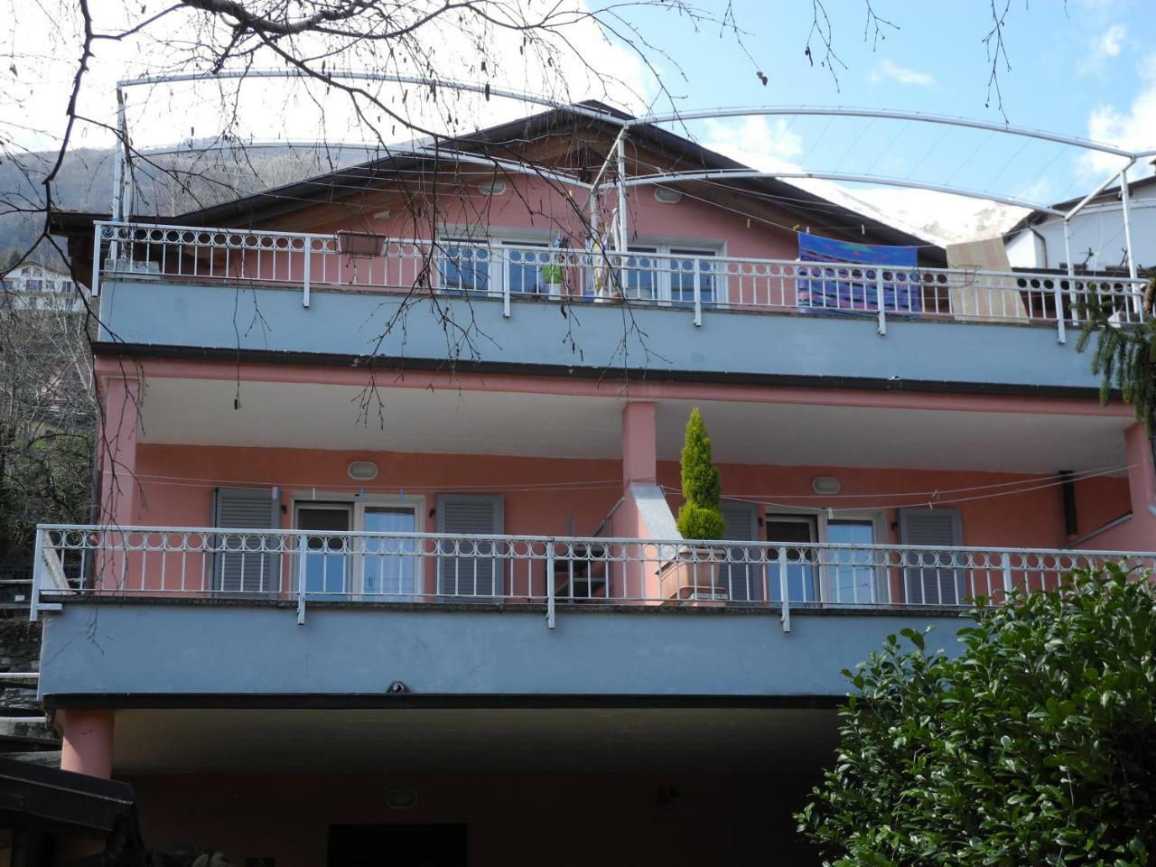 Residence Laguna Beach Pianello Del Lario Ngoại thất bức ảnh
